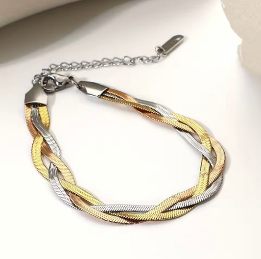 Three-color Bracelet Flat Necklace Set.
